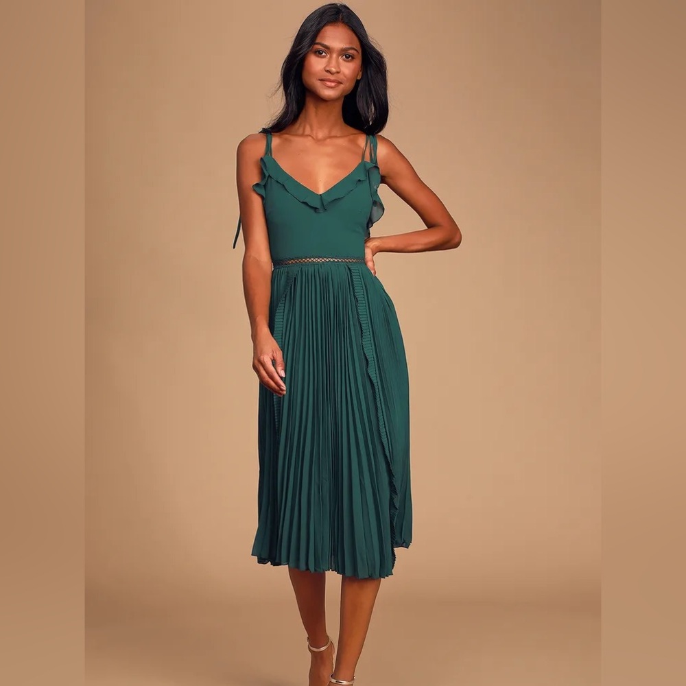 Lulu’s Never a Dull Moment Green Dress Size Small